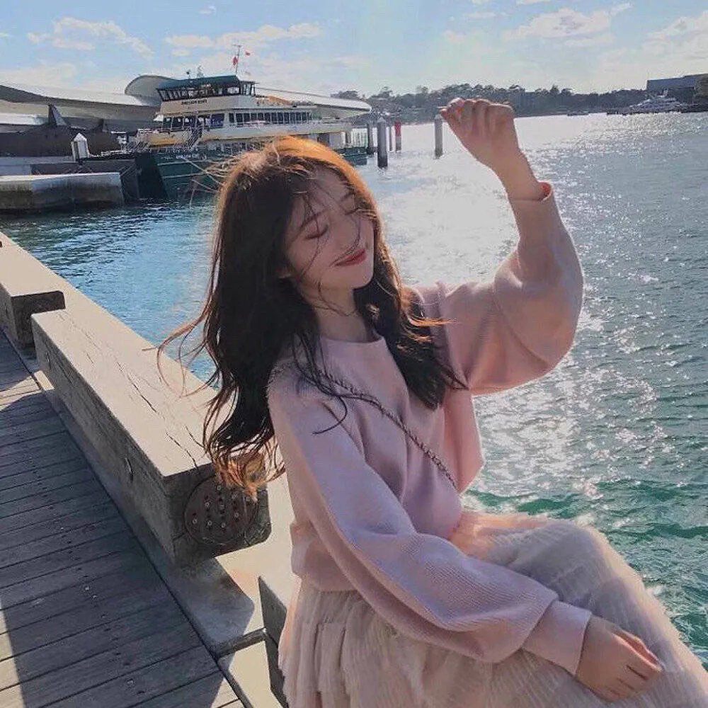 乱世飘萍海报